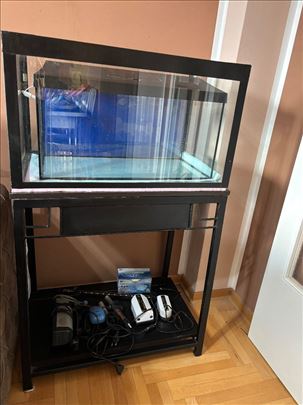 Akvarijumi,oprema i postolje