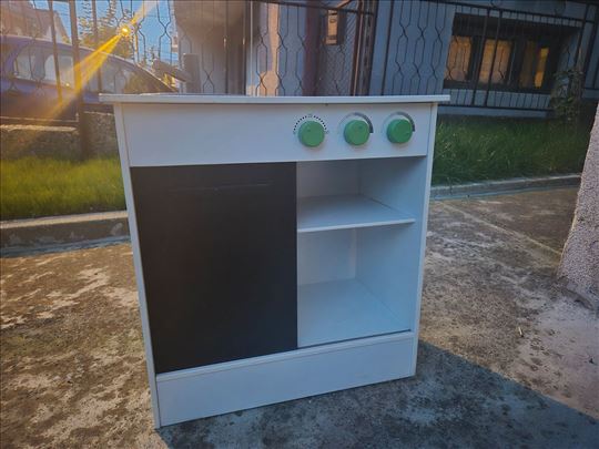 Ikea kuhinja za decu