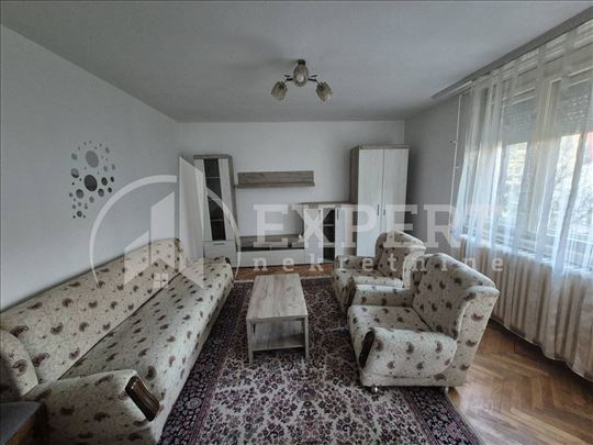 Izdaje se stan kod parka Sveti Sava!