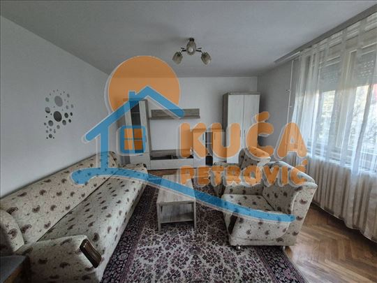 Izdaje se stan kod parka Sveti Sava!