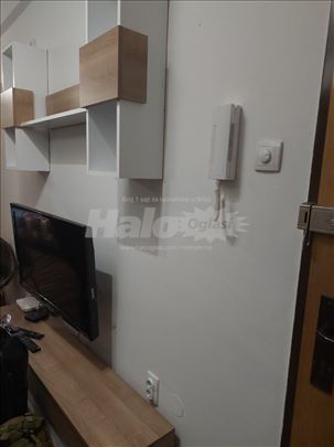 Namesten stan u Novom Sadu