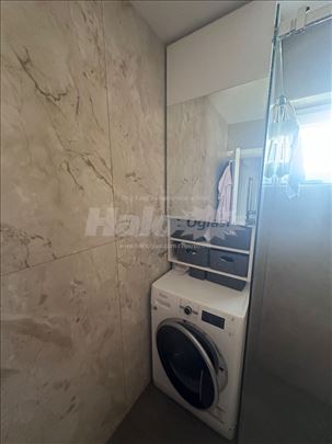 Stan 65m2, vlasnik, renoviran