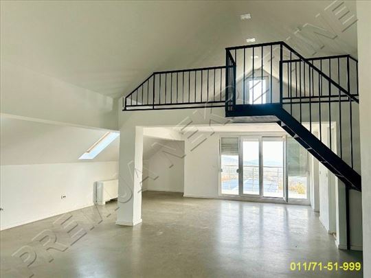 3.0, Mali Mokri Lug, Smederevski put, LUX, 200m2