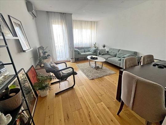 Aviv park, novogradnja, 2 garaže, ID 24475