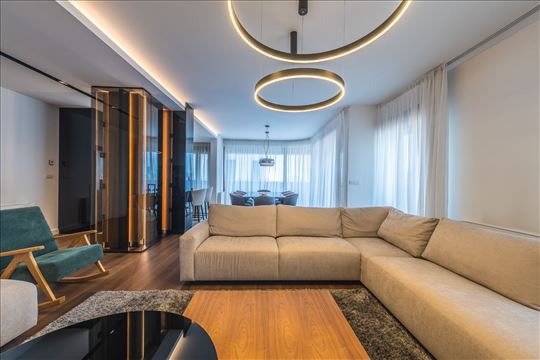 Ekskluzivan - 4.0 - 2 garazna - Hram