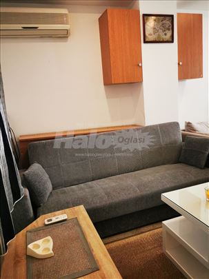 Garsonjera Karaburma- Rezervisan