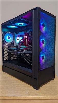 Gejmerski računar RX 9070 64GB 1TB