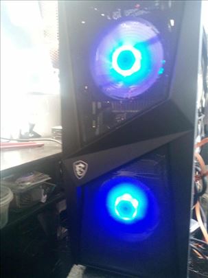 I7 Gejmer vrhunska mašina 30 giga ram