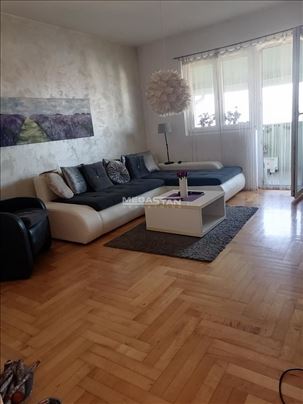 Karaburma, duplex, hitna prodaja