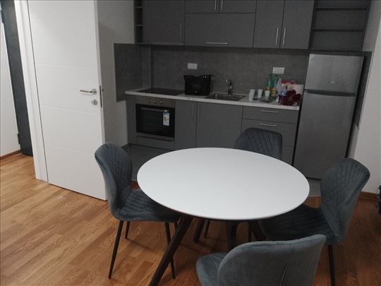 Kompletno renoviran stan na Bubnju, 42m2