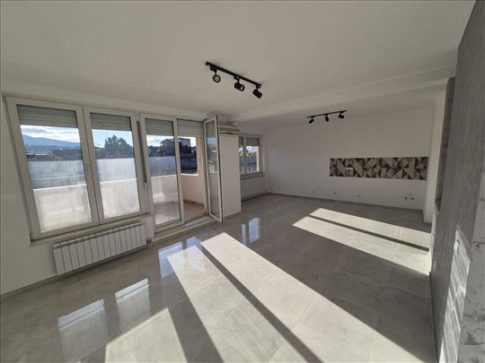 Loznica, Stan, 3.0, 78m2