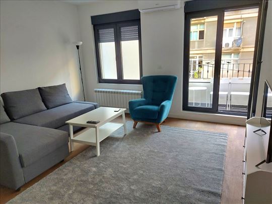 LUX opremljen stan u novoj zgradi