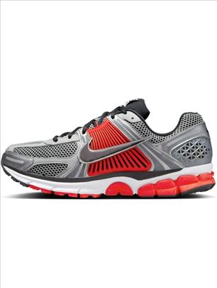 Nike air zoom vomero 5 vel. 47 (30,5cm)