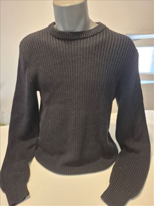 Novi muški džemper C&A odličan kvalitet