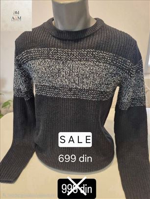 Novi muški džemper C&A odličan kvalitet