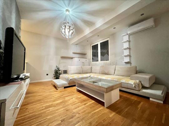 Petlovo brdo, 2.0, moderan stan sa terasom.