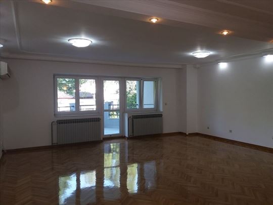 Senjak izdavanje kancelarije