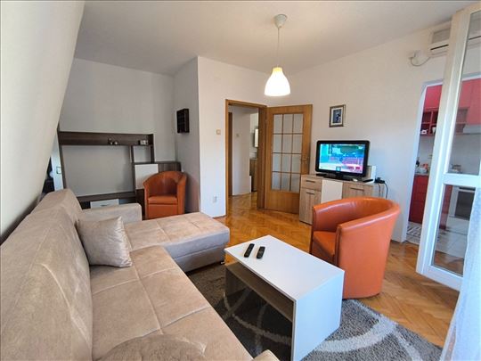 Vračar, Metohijska, 58m2, 2.5, namešten, 4/5