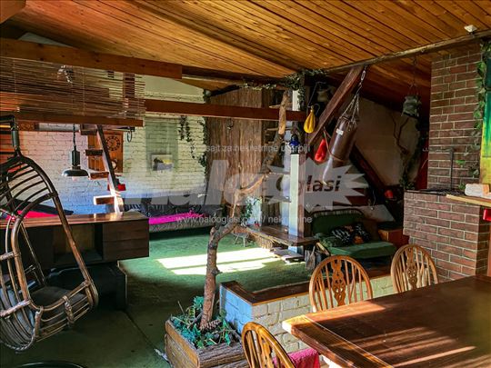 Zemun, Centar, potkrovlje, 3.0