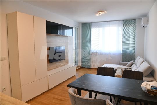 Bagdala 3.0 stan, 66 kvadrata, IV/V, polunamešten