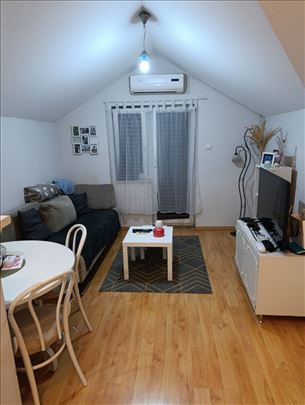 Banovo brdo, Golf, 1.5, namešten, odličan!