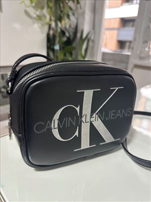 Calvin Klein CK ženska torbica 
