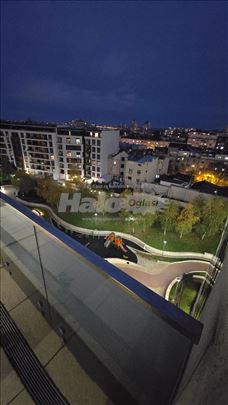 Central Garden, 4 sobe, 2 Garaze, 3 terase,