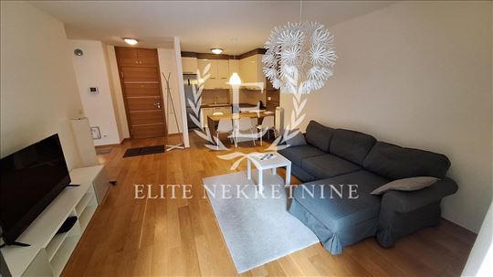 Central garden-Dvosoban lux stan