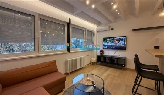 Cvetkova pijaca-Lux ID#43182