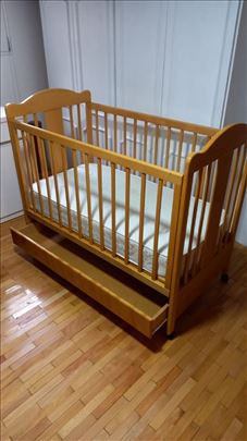 Dečiji krevetac BAMBINO na točkovima sa fiokom