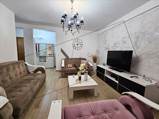 Dvosoban stan u centru Kraljeva