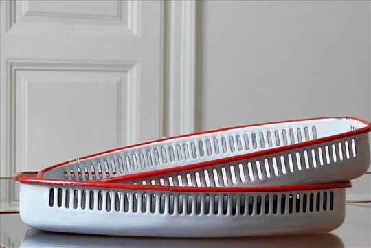 EMAJLIRANE VINTAGE YU ČINIJE