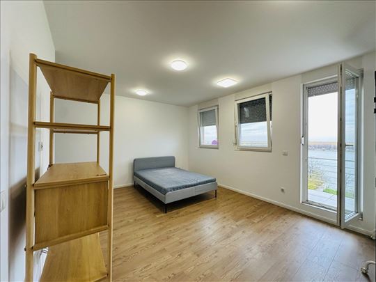 Garsonjera sa fenomenalnim pogledom i terasom