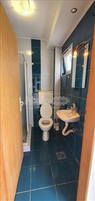 Garsonjera Spomen park Jajinci