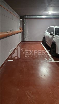 Izdaje se parking mesto u garaži