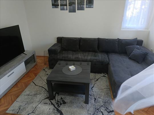 Izdaje se stan u Čalijama!