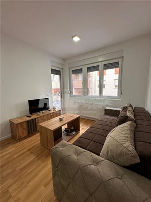 Izdajem nov stan na Maloj Vagi