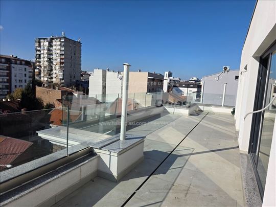 Izdavanje stana u novogradnji u blizini Vukovog sp