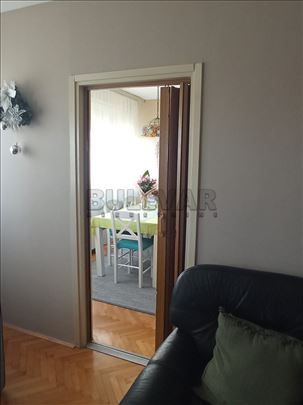 Kragujevac, centar, odličan trosoban stan, 77m2