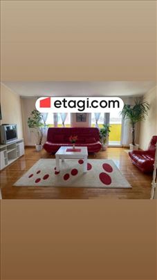 Lep uknjižen stan na Vračaru