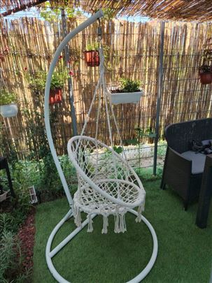 Ljuljaska sa postoljem