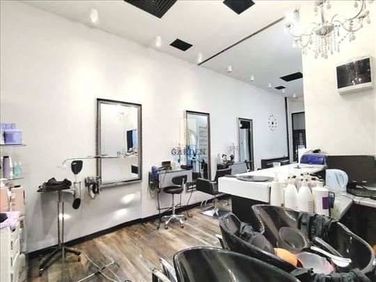 Lokal na Vračaru, blizu ugla sa Njegoševom