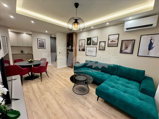 Lux,47m, Square 2, Vojvode Stepe