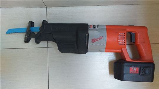 Milvoki lisičarka Milwaukee aku