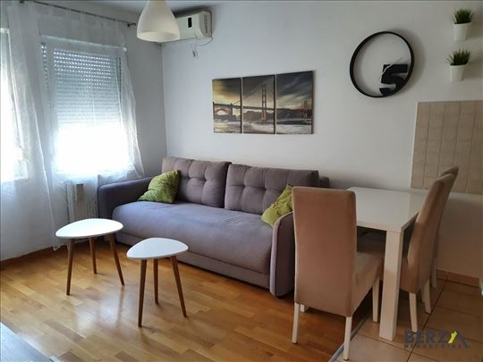 Novi Sad, Bulevar Evrope, Stan, 1.5, 32,00m2