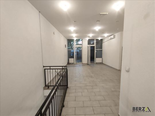 Novi Sad, Bulevar, Lokal, 2, 175,00m2