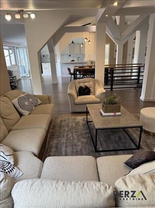 Novi Sad, Centar, Stan, 4, 180,00m2