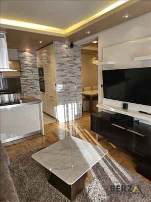 Novi Sad, Grbavica, Stan, 3, 70,00m2