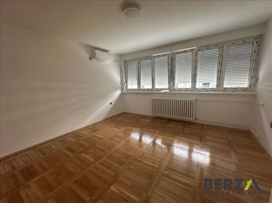 Novi Sad, Novo Naselje, Stan, 2.5, 56,00m2