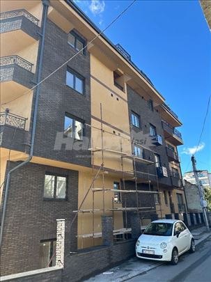 Prodajem stan u Rada Neimara